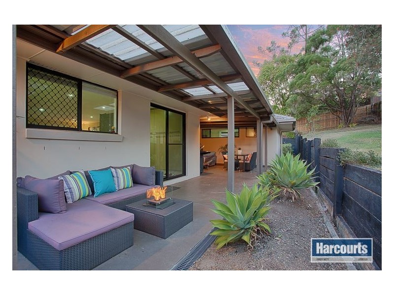 64 Kirikee Street, Ferny Grove QLD 4055