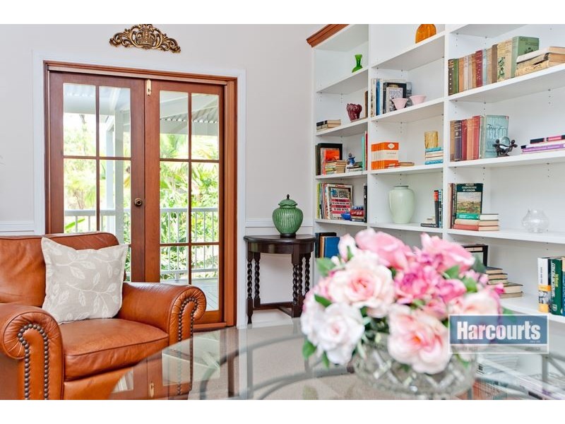 16 Wollundry Place, The Gap QLD 4061