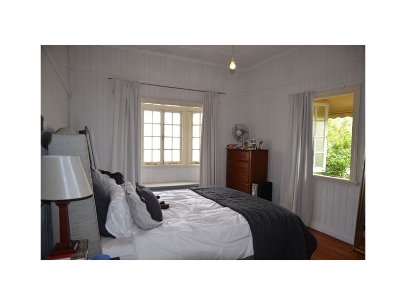 35 Celia Street, Ashgrove QLD 4060