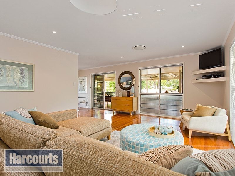 105 Yoorala Street, The Gap QLD 4061