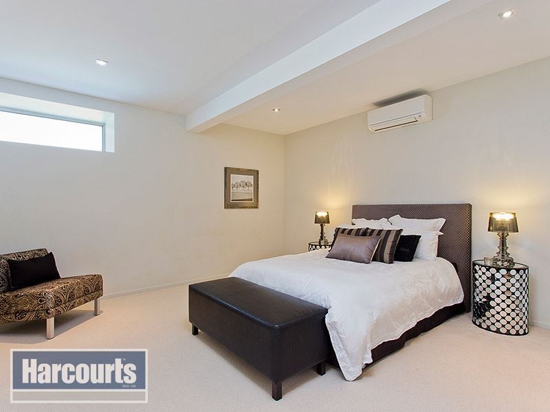 105 Yoorala Street, The Gap QLD 4061