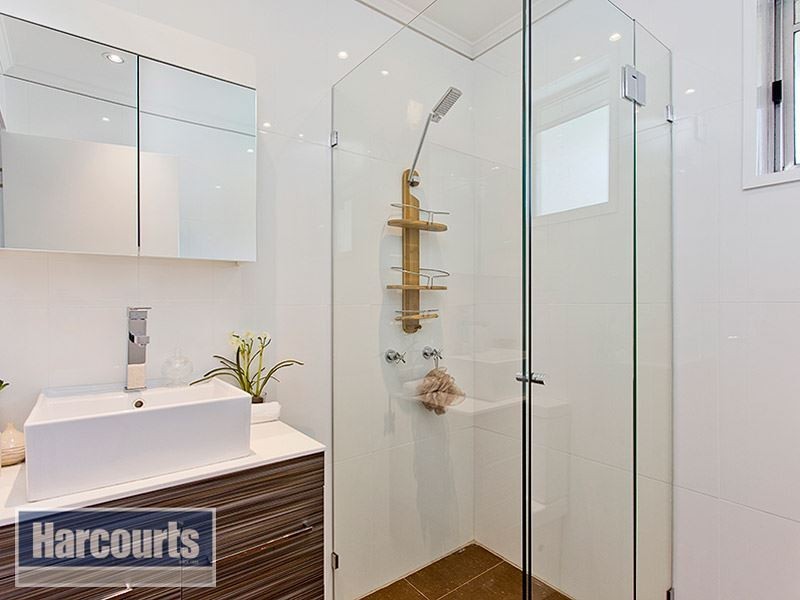 105 Yoorala Street, The Gap QLD 4061