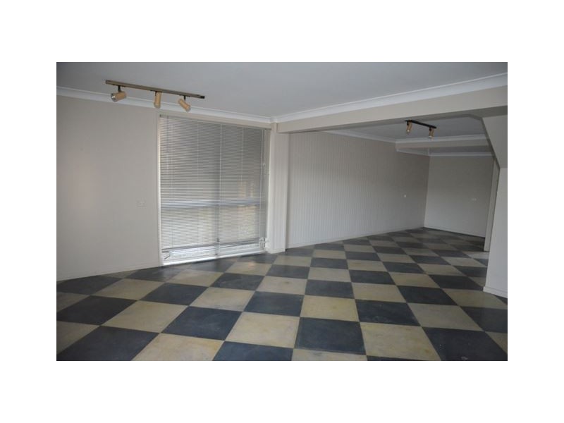 3 Petmar Street, The Gap QLD 4061