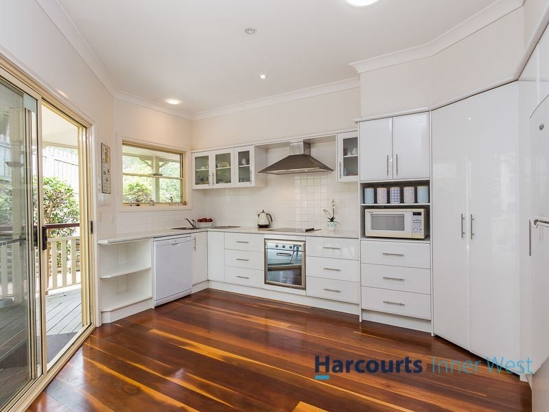 10 Rothbury Place, The Gap QLD 4061