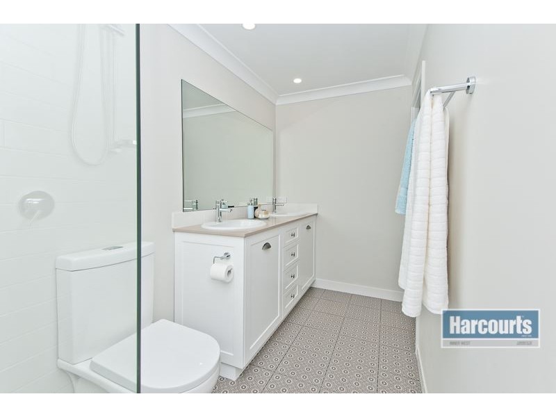 34 Gatwick Street, Stafford Heights QLD 4053