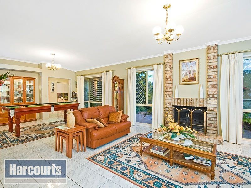 1 Livistona Place, The Gap QLD 4061