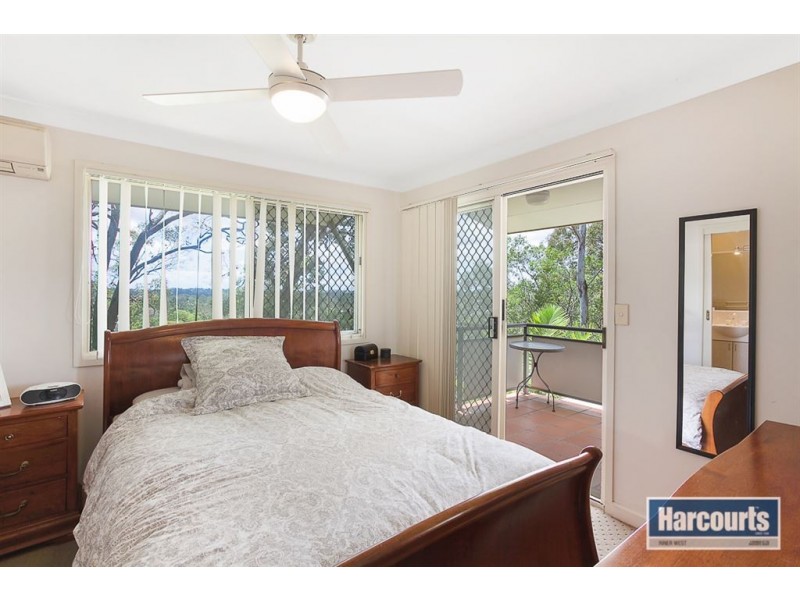 2/1 Glenquarie Place, The Gap QLD 4061