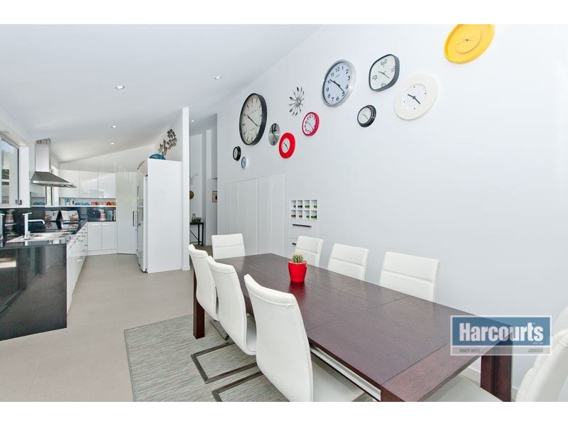 8 Toolara Street, The Gap QLD 4061