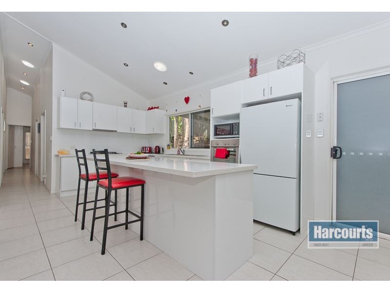 5 Kookabah Street, The Gap QLD 4061