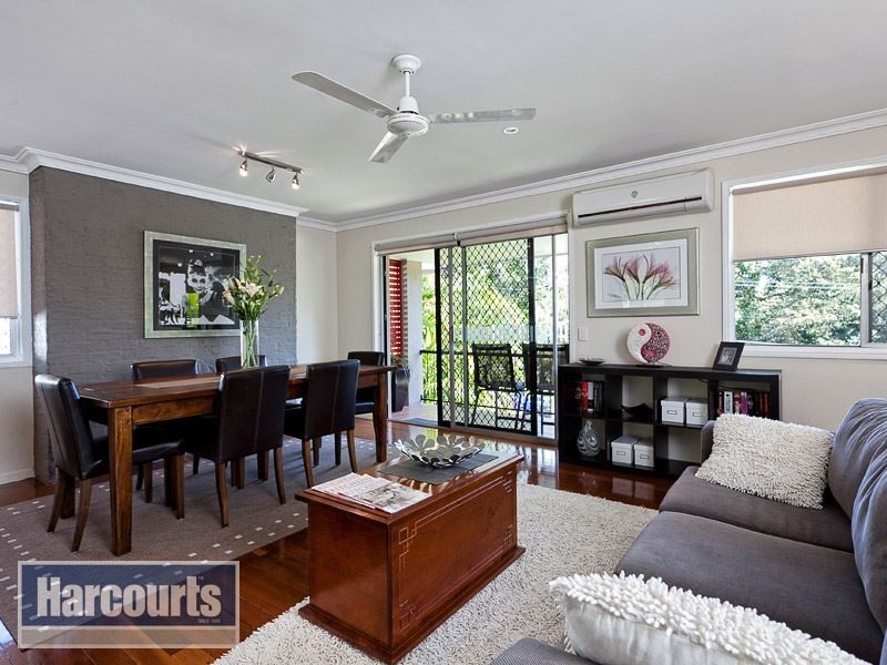 8 Pangela Street, The Gap QLD 4061