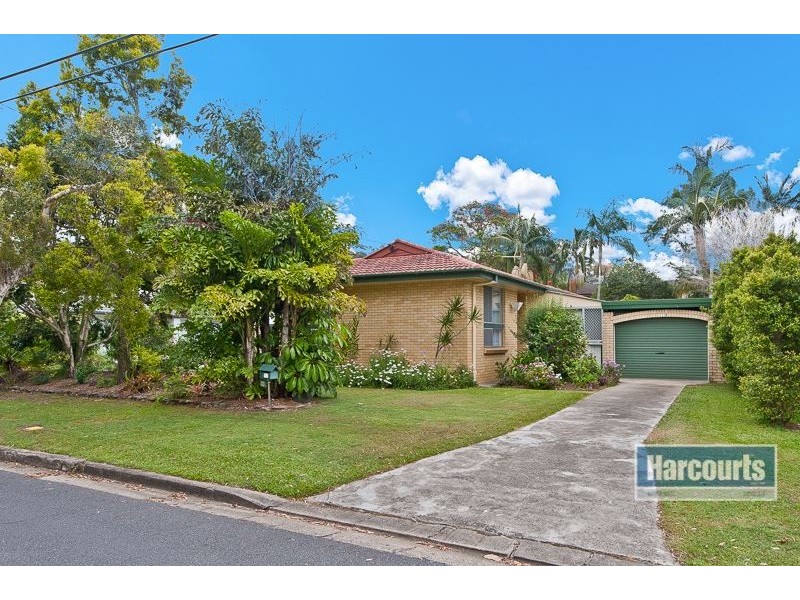 18 Redgrave Street, Stafford Heights QLD 4053