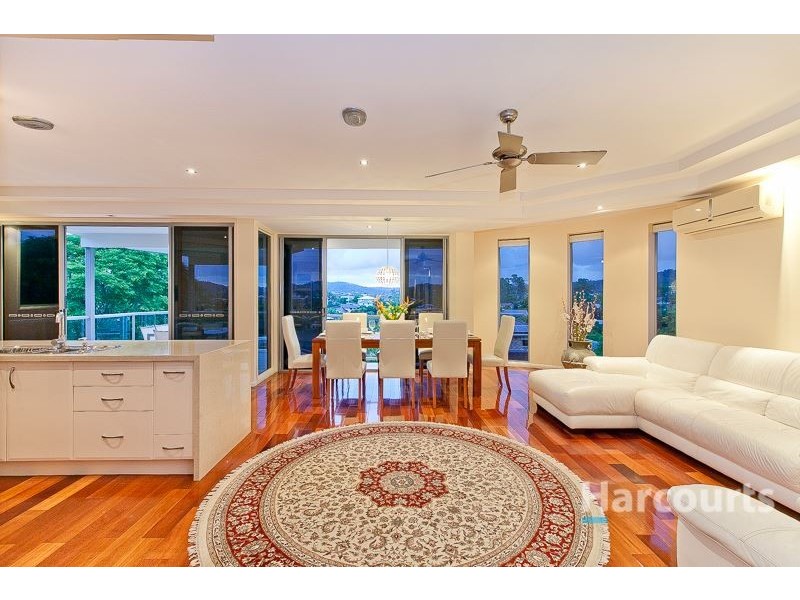 1 Stonehawke Place, The Gap QLD 4061