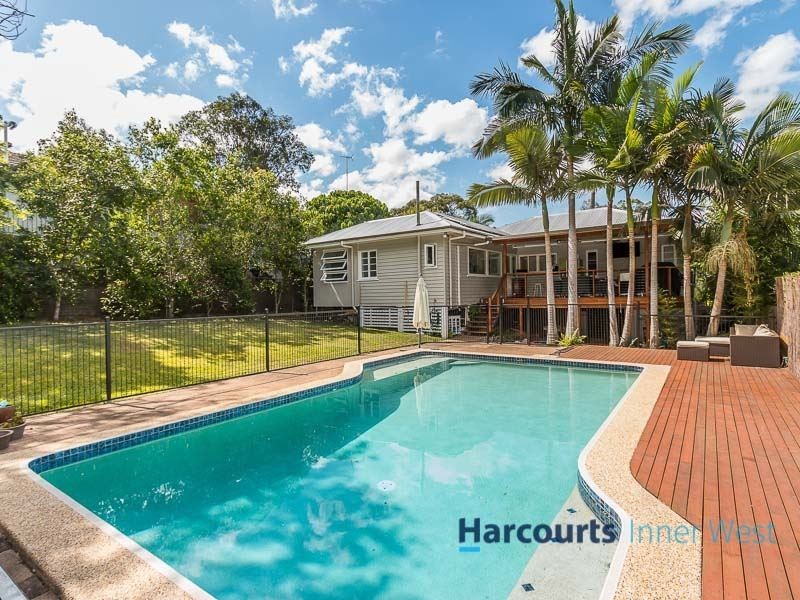 636 Waterworks Road, Ashgrove QLD 4060