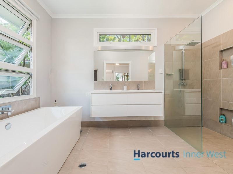 636 Waterworks Road, Ashgrove QLD 4060