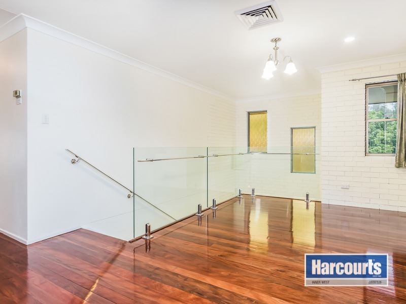 10 Moygara Street, The Gap QLD 4061