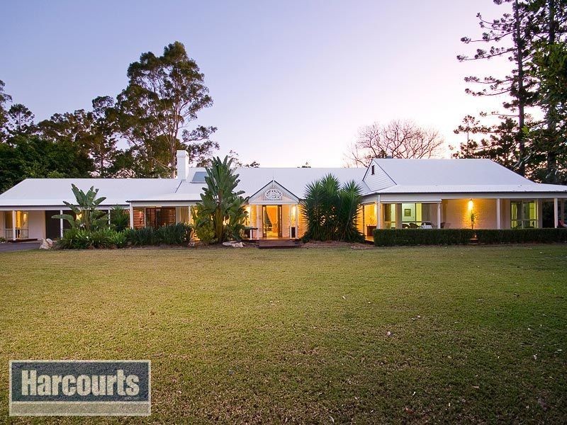 6 Mary Orr Court, Camp Mountain QLD 4520