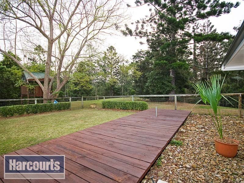 6 Mary Orr Court, Camp Mountain QLD 4520