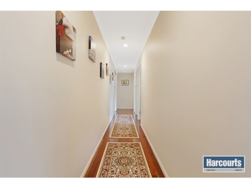 18 Glenella Street, The Gap QLD 4061
