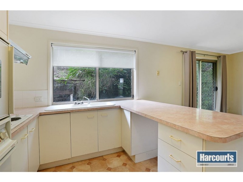 18/15 Kaloma Road, The Gap QLD 4061