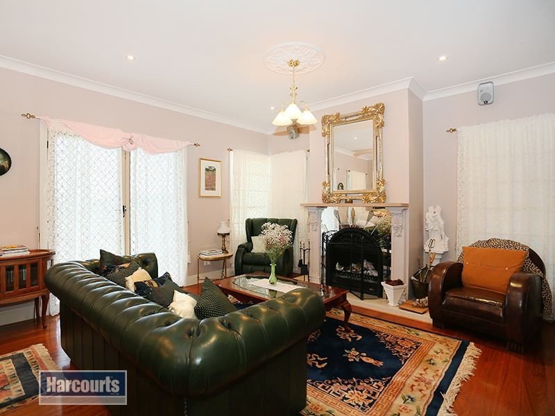 81 Clare Place, The Gap QLD 4061