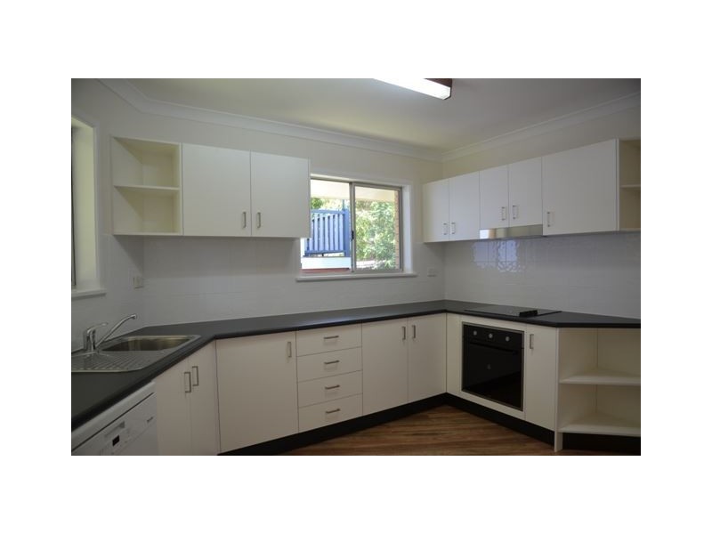 2 Habana Street, The Gap QLD 4061