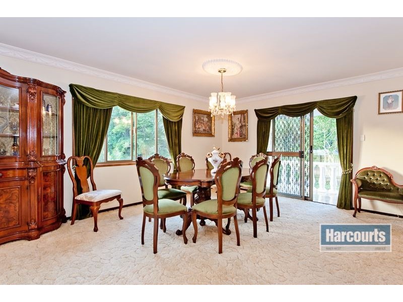 27 Dungory Street, The Gap QLD 4061