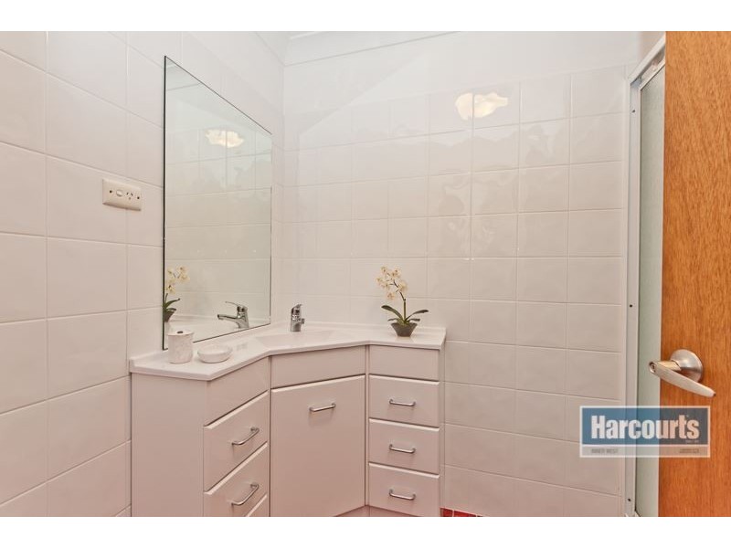 27 Dungory Street, The Gap QLD 4061