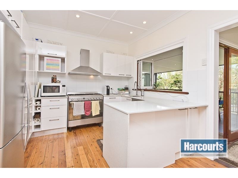 27 Ashbourne Street, Ashgrove QLD 4060