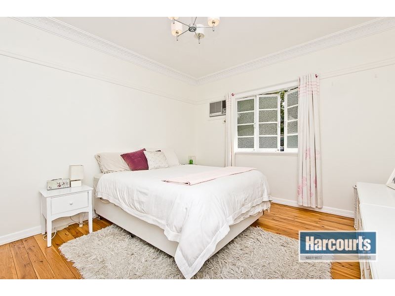 27 Ashbourne Street, Ashgrove QLD 4060