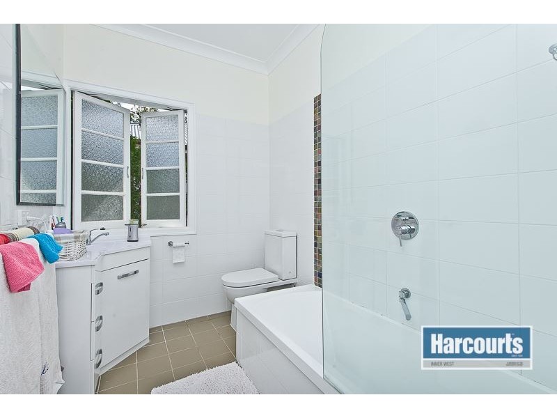 27 Ashbourne Street, Ashgrove QLD 4060