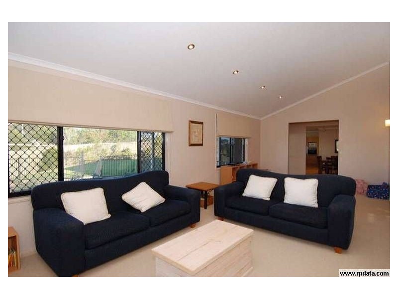 20 Ridge Place, Upper Kedron QLD 4055