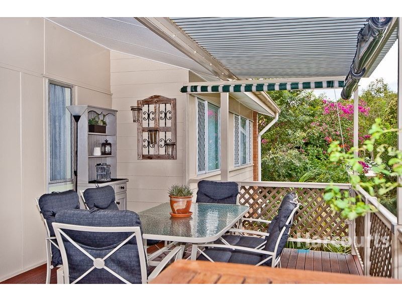 9 Woorama Road, The Gap QLD 4061