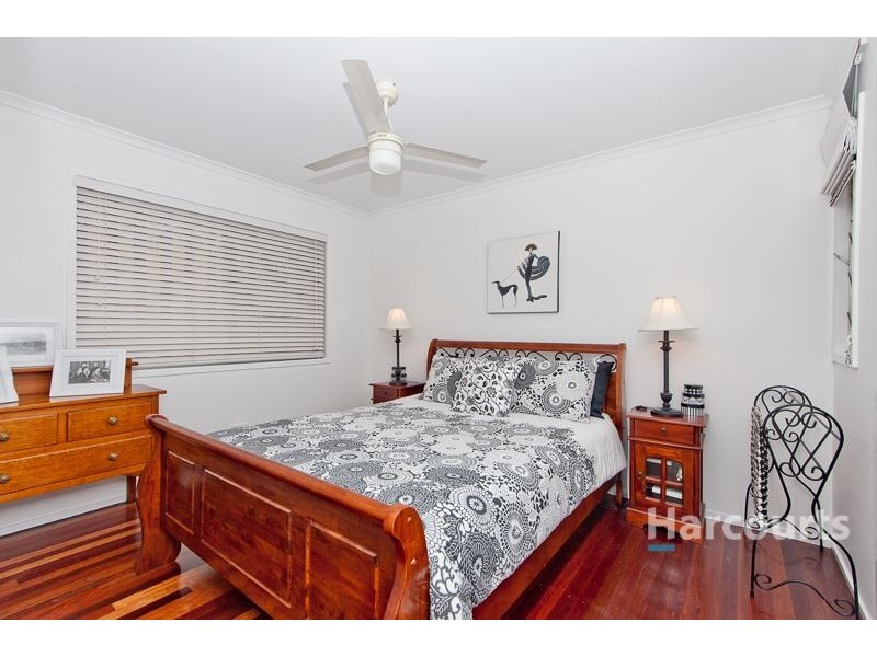 9 Woorama Road, The Gap QLD 4061