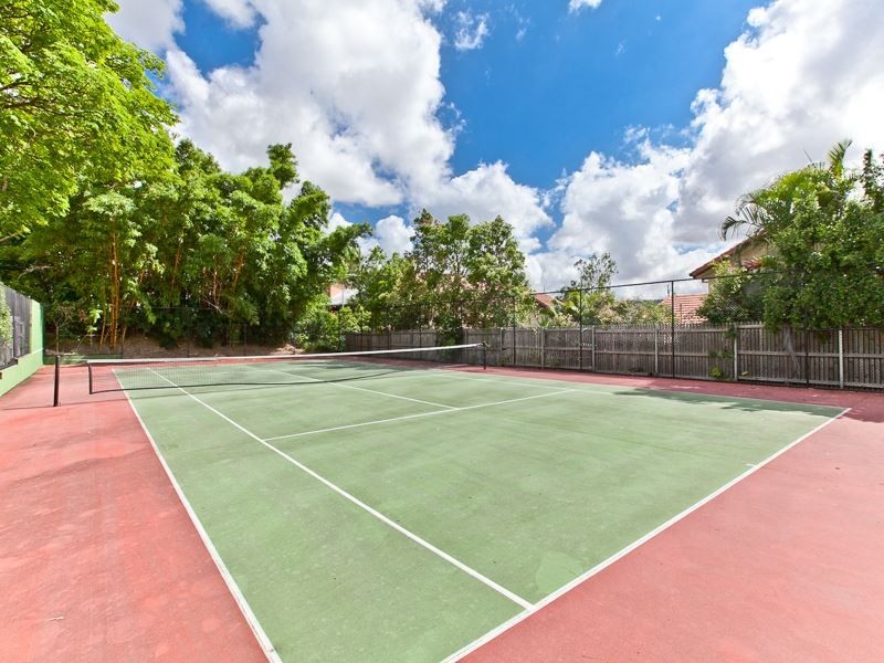 13/60 Warana Street, The Gap QLD 4061