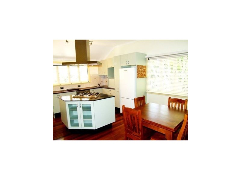 54 Stuartholme Rd, Bardon QLD 4065