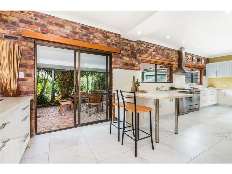 26 Chaprowe Road, The Gap QLD 4061