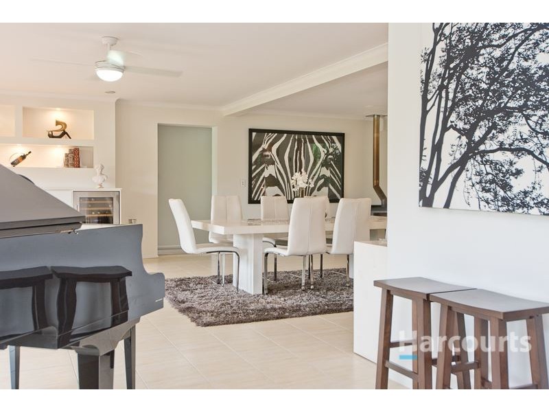 13 Rothbury Place, The Gap QLD 4061