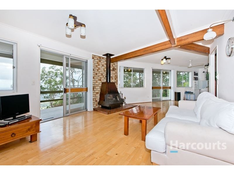 1520 Mt Nebo Road, Mount Nebo QLD 4520