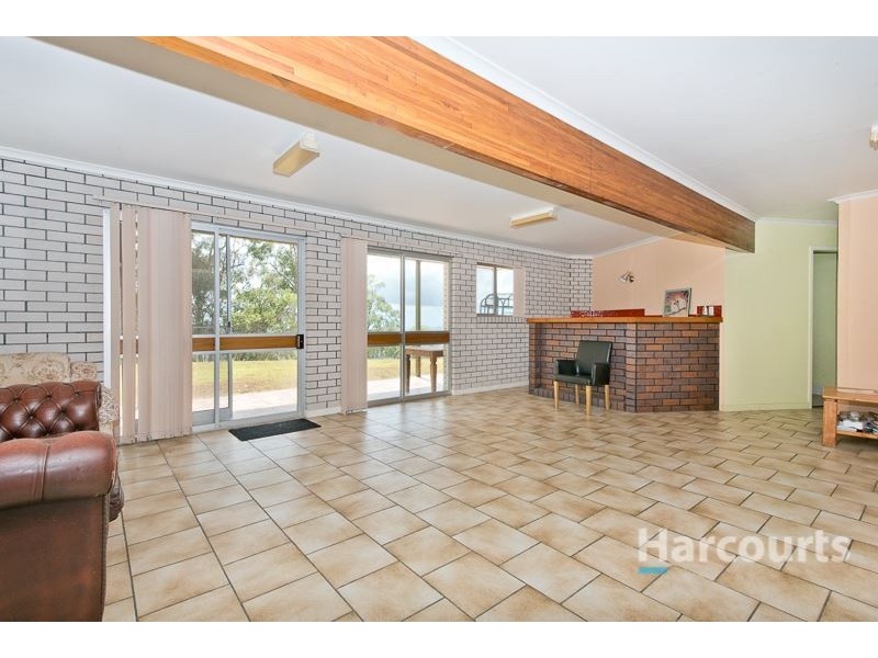 1520 Mt Nebo Road, Mount Nebo QLD 4520