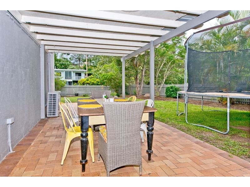 76 Tarnook Drive, Ferny Hills QLD 4055