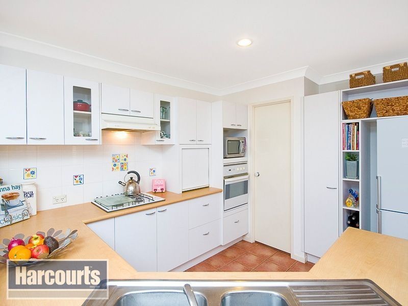 7 Westgate Place, The Gap QLD 4061