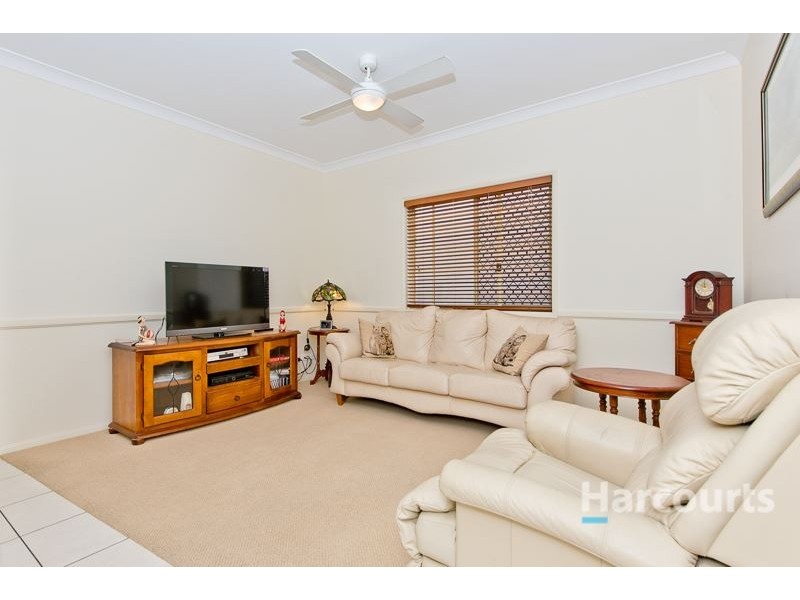 6 Sailboat Way, Springfield Lakes QLD 4300