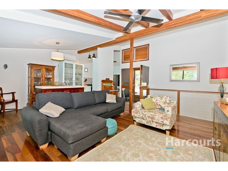 16 Wirlpana Avenue, Ferny Hills QLD 4055