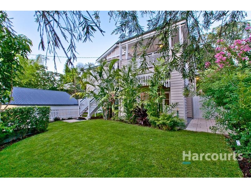 8 Burnham Road, Bardon QLD 4065