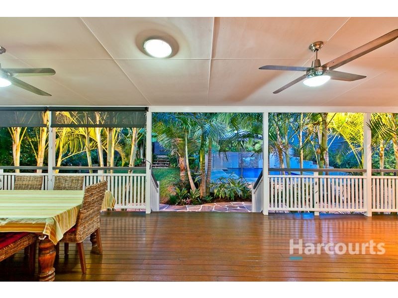 8 Burnham Road, Bardon QLD 4065