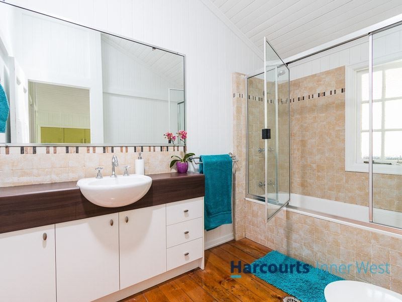 89 Russell Terrace, Indooroopilly QLD 4068
