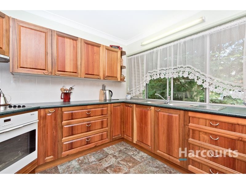6 Malgoa Street, The Gap QLD 4061