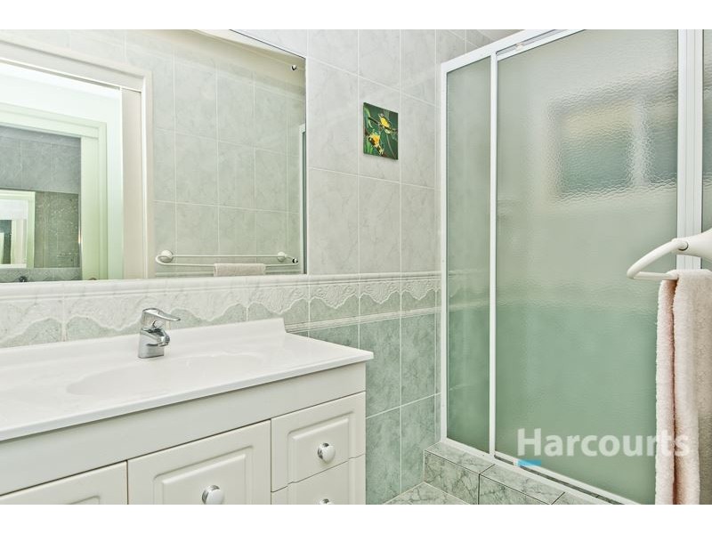 6 Malgoa Street, The Gap QLD 4061