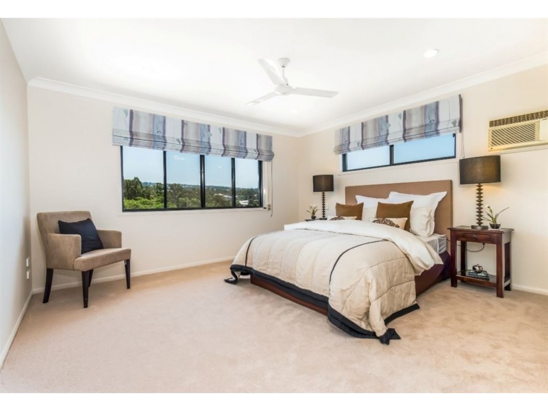 3 Lambertia Court, Albany Creek QLD 4035