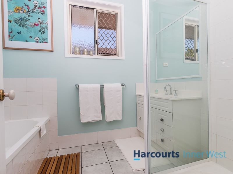 42 Dillon Road, The Gap QLD 4061